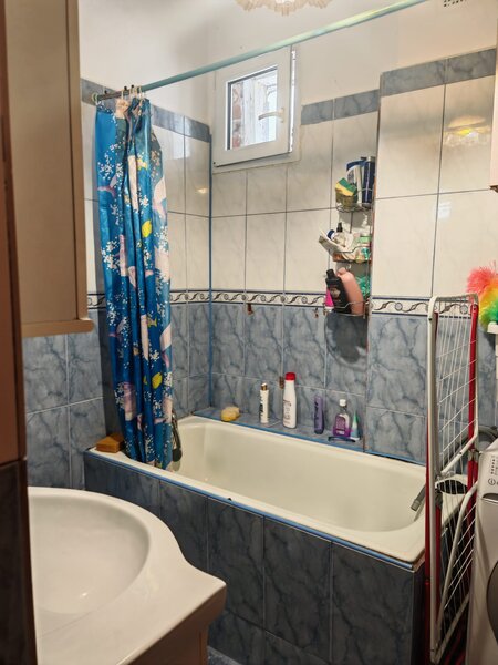 Stefan cel Mare, 300 m de metrou,