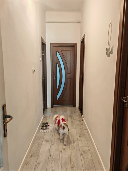 Stefan cel Mare, 300 m de metrou,