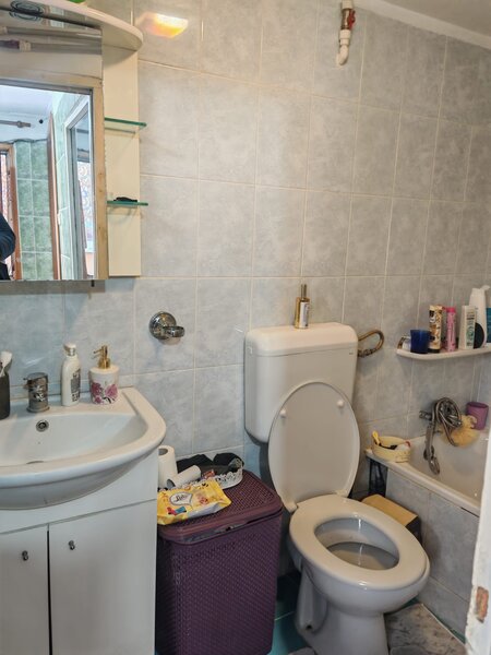 Stefan cel Mare, 300 m de metrou,